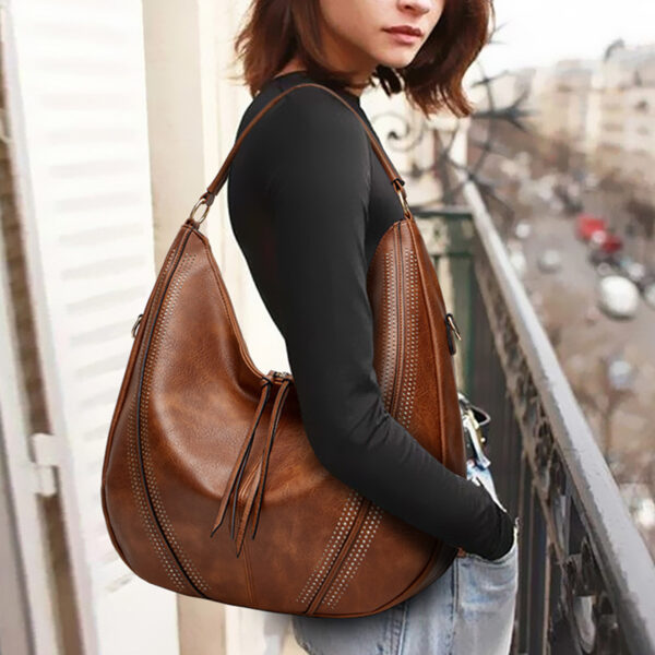 New Trend Retro Large Capacity Tote Shoulder Bag Tassel Hollow One-shoulder Casual Bag Women's Big Bag Casual Bag - Image 8